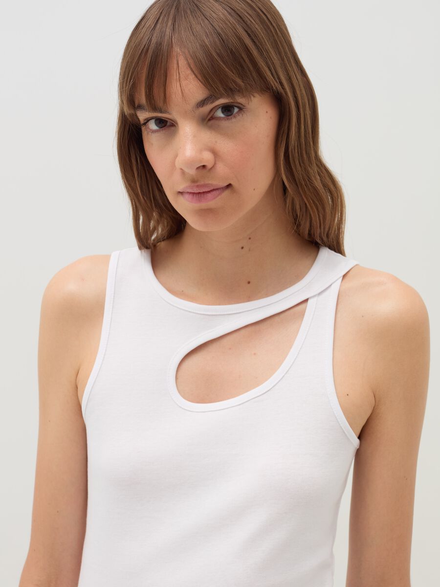 Tank top with cut-out detail_3