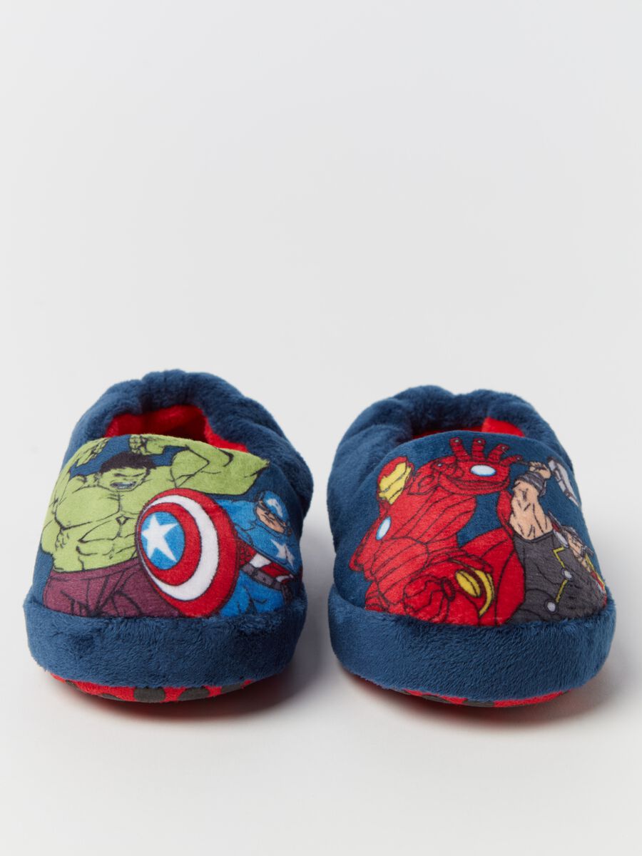 Velour slippers with Avengers print_2