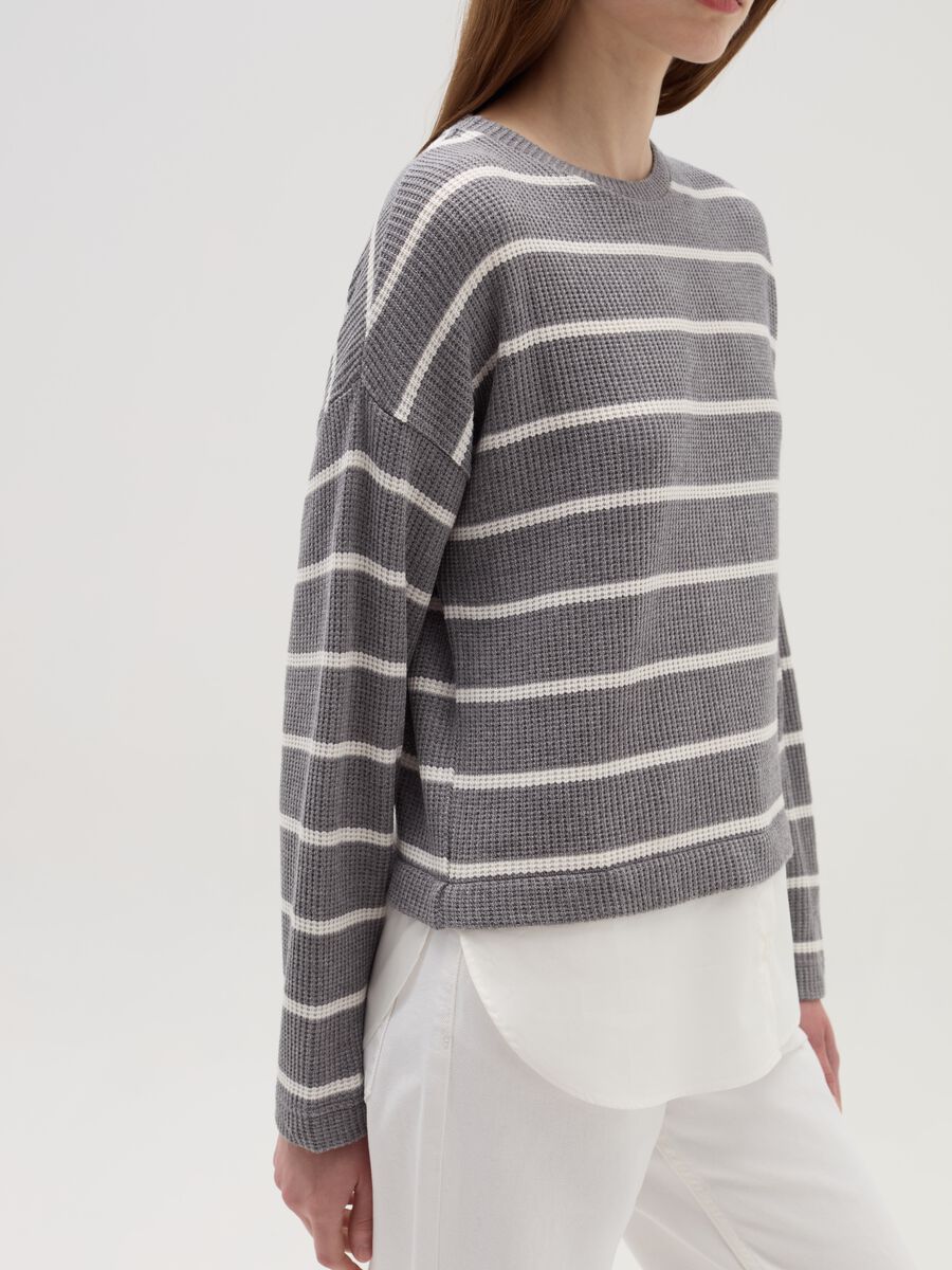 Long-sleeved T-shirt with micro waffle weave_0