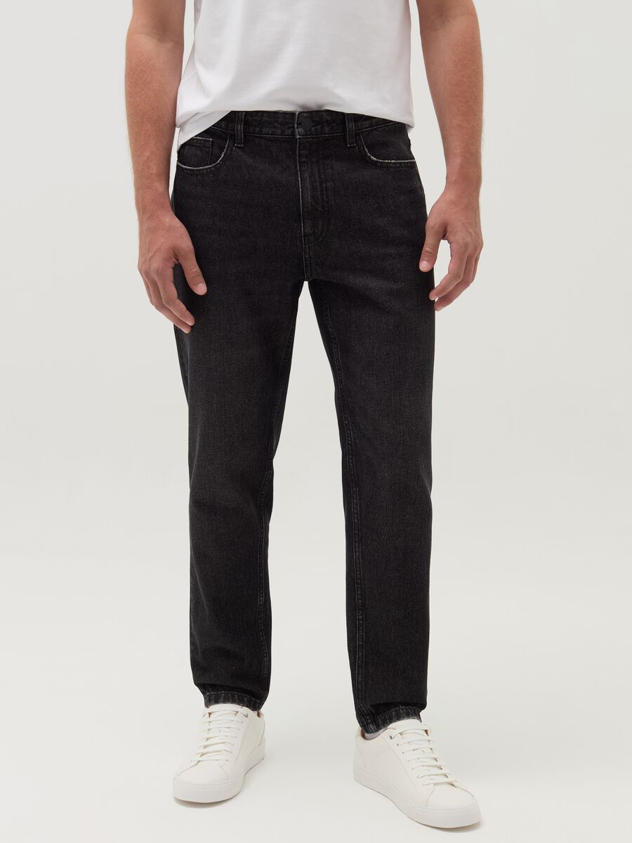 Relaxed-fit jeans with five pockets_1