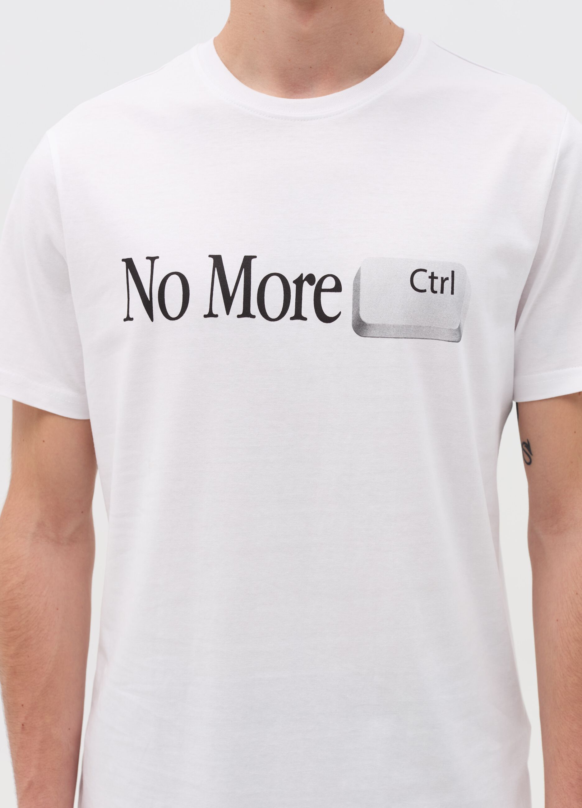 Cotton T-shirt with "No More Ctrl” print