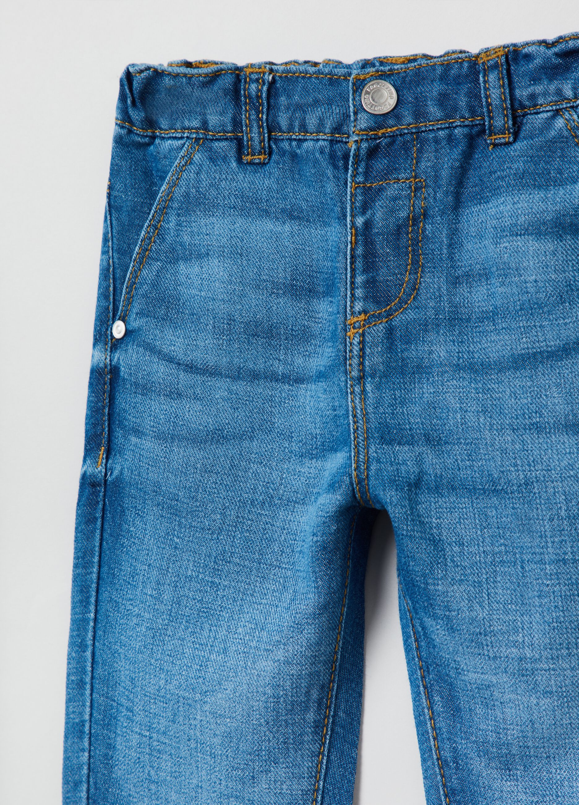 Cotton and linen jeans with pockets
