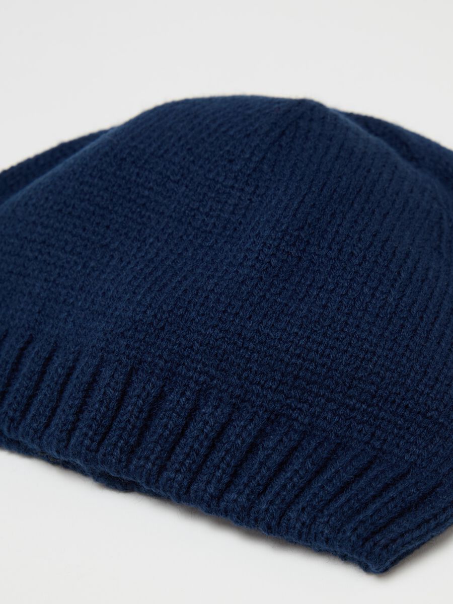 Knitted hat_1