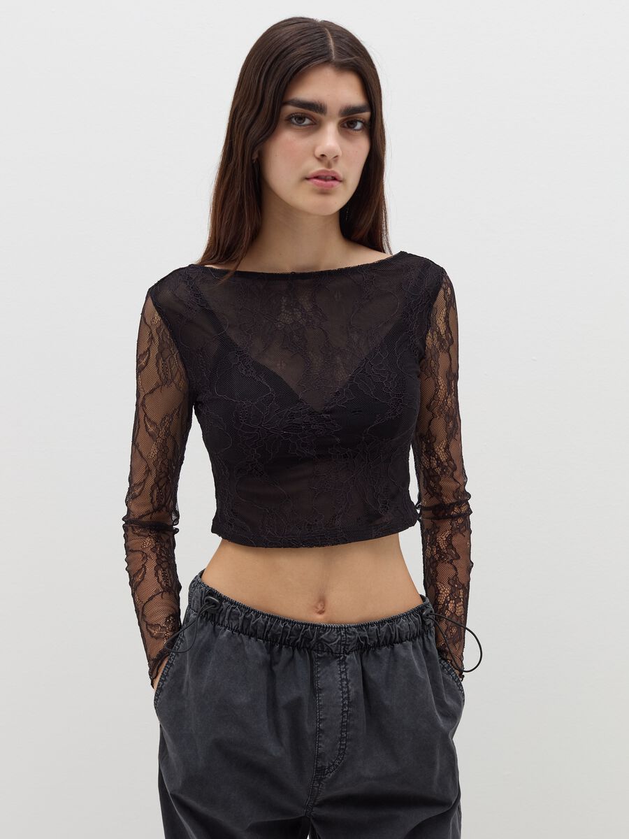 T-shirt crop in pizzo con maniche lunghe_1