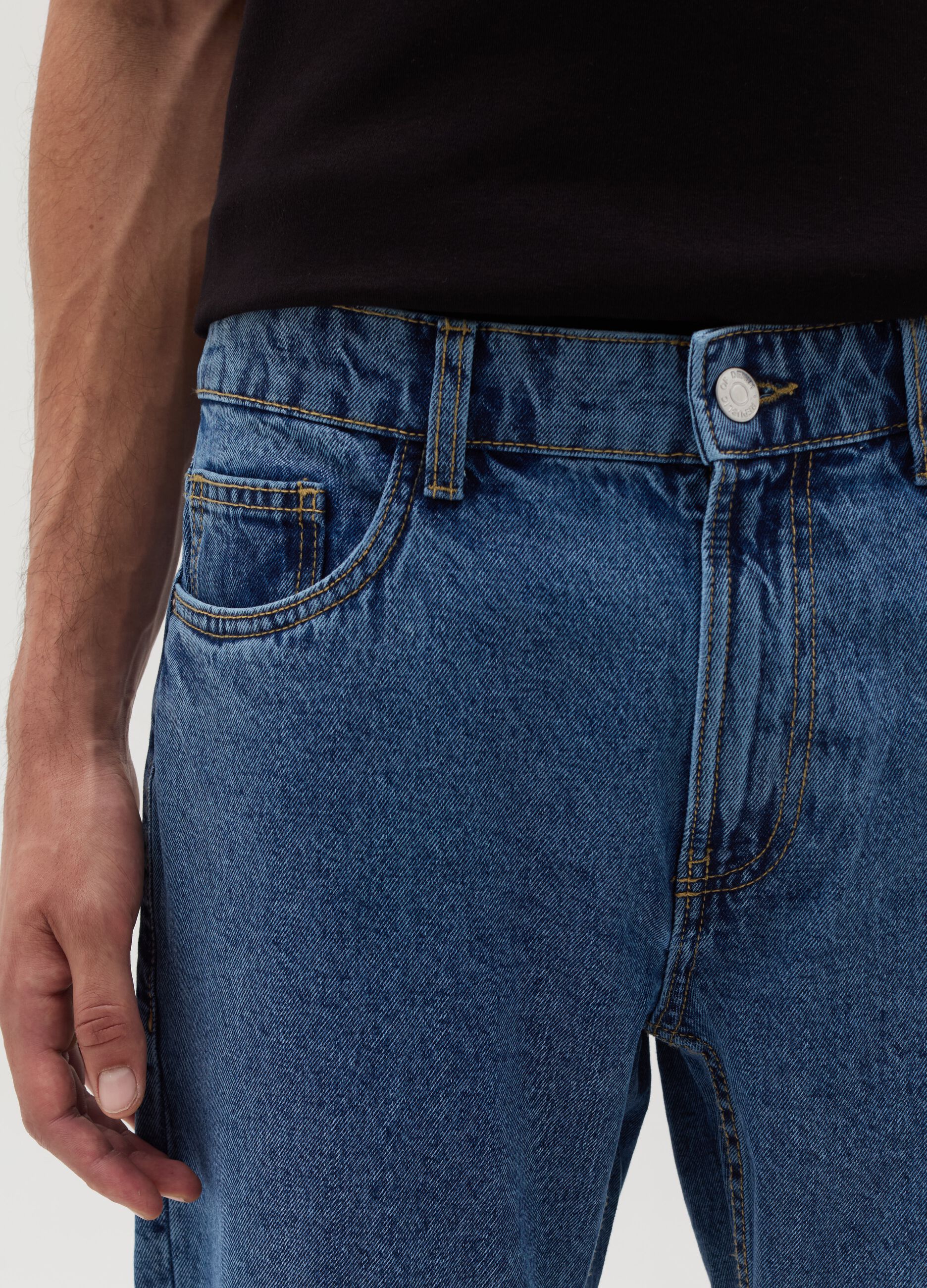 Regular-fit jeans with five pockets