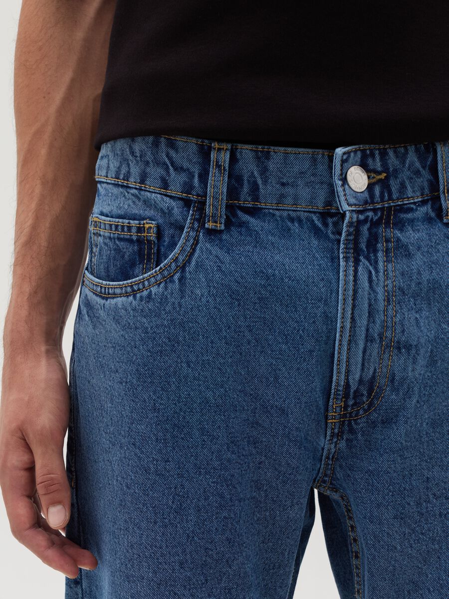 Regular-fit jeans with five pockets_3