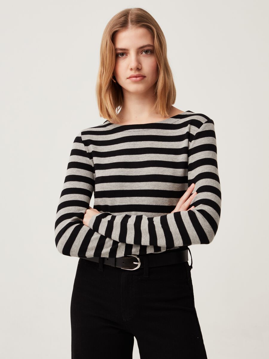 Long-sleeved striped T-shirt_0