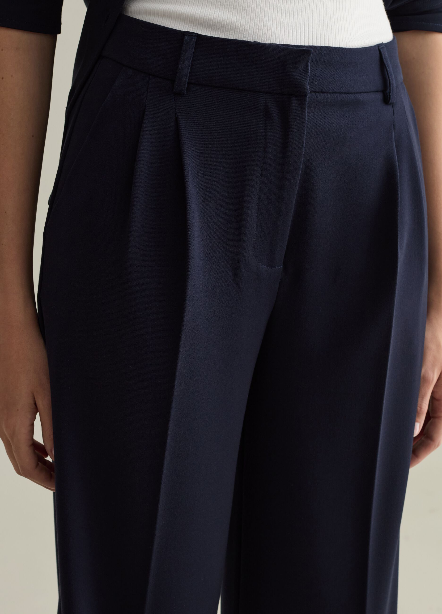 Contemporary wide-leg trousers