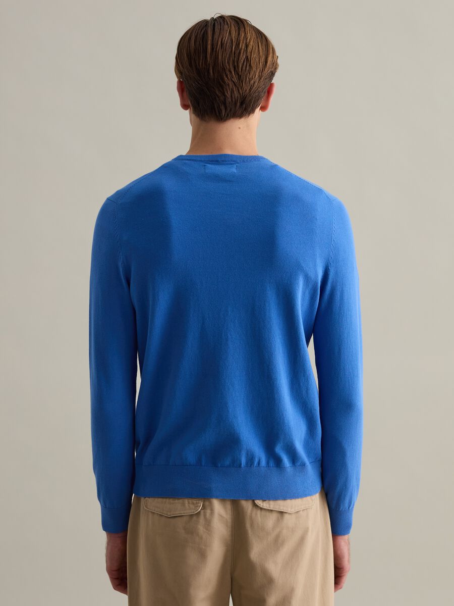 Round neck pullover_2