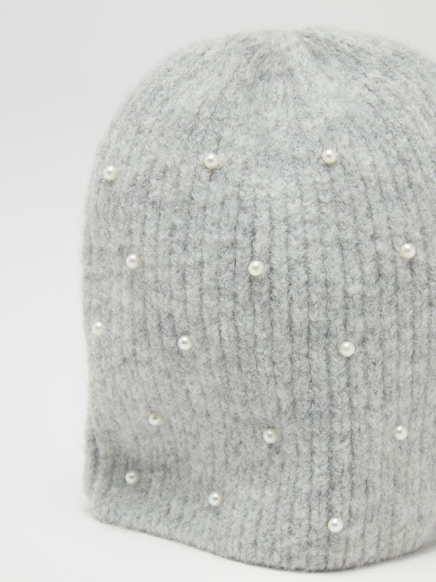 Hat with all-over beading_2