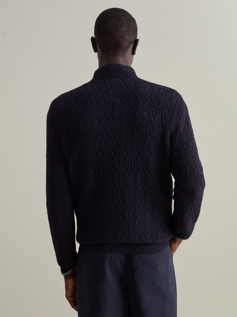 Half-zip cable-knit pullover_3