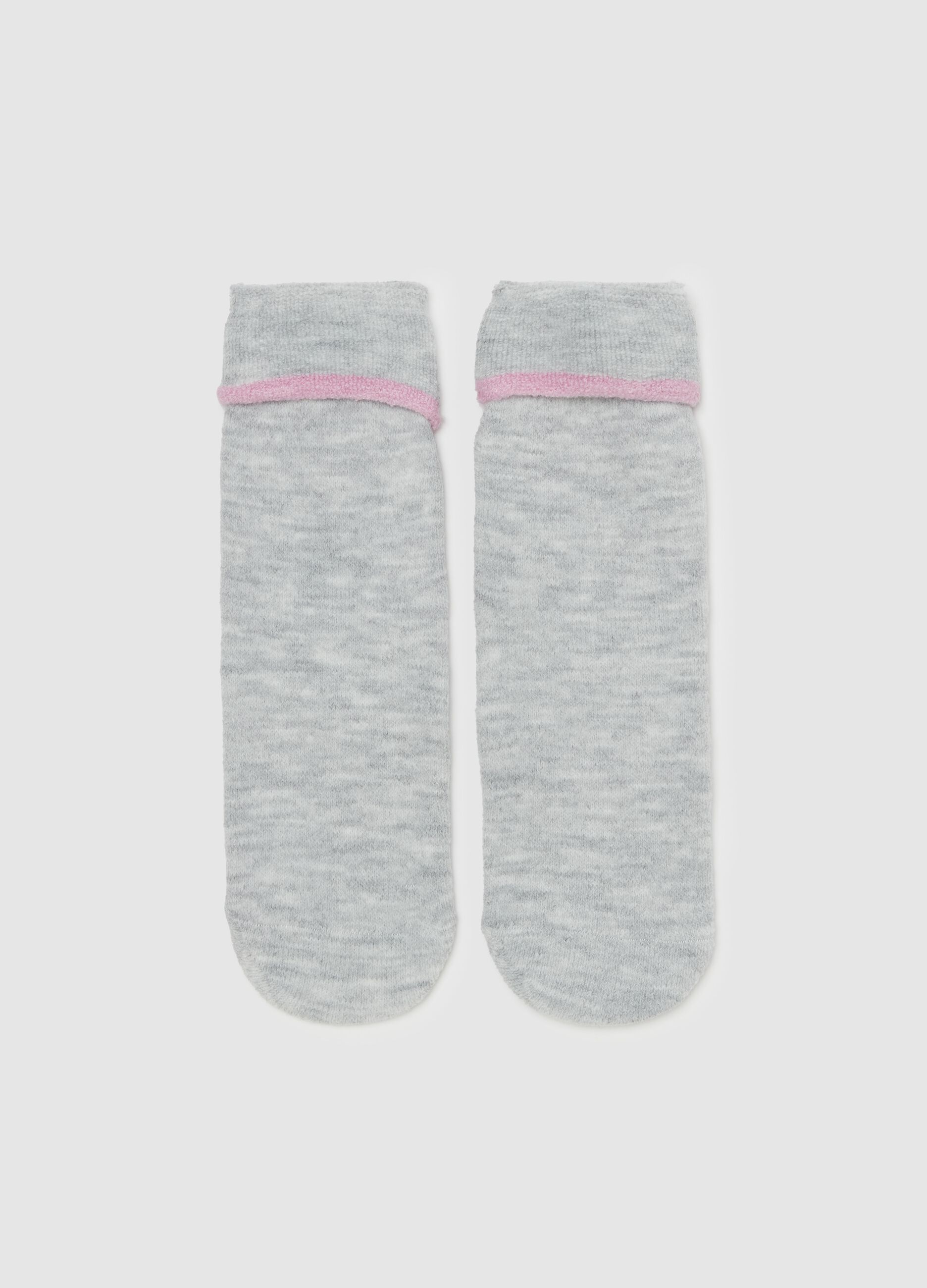 Short slipper socks with fold