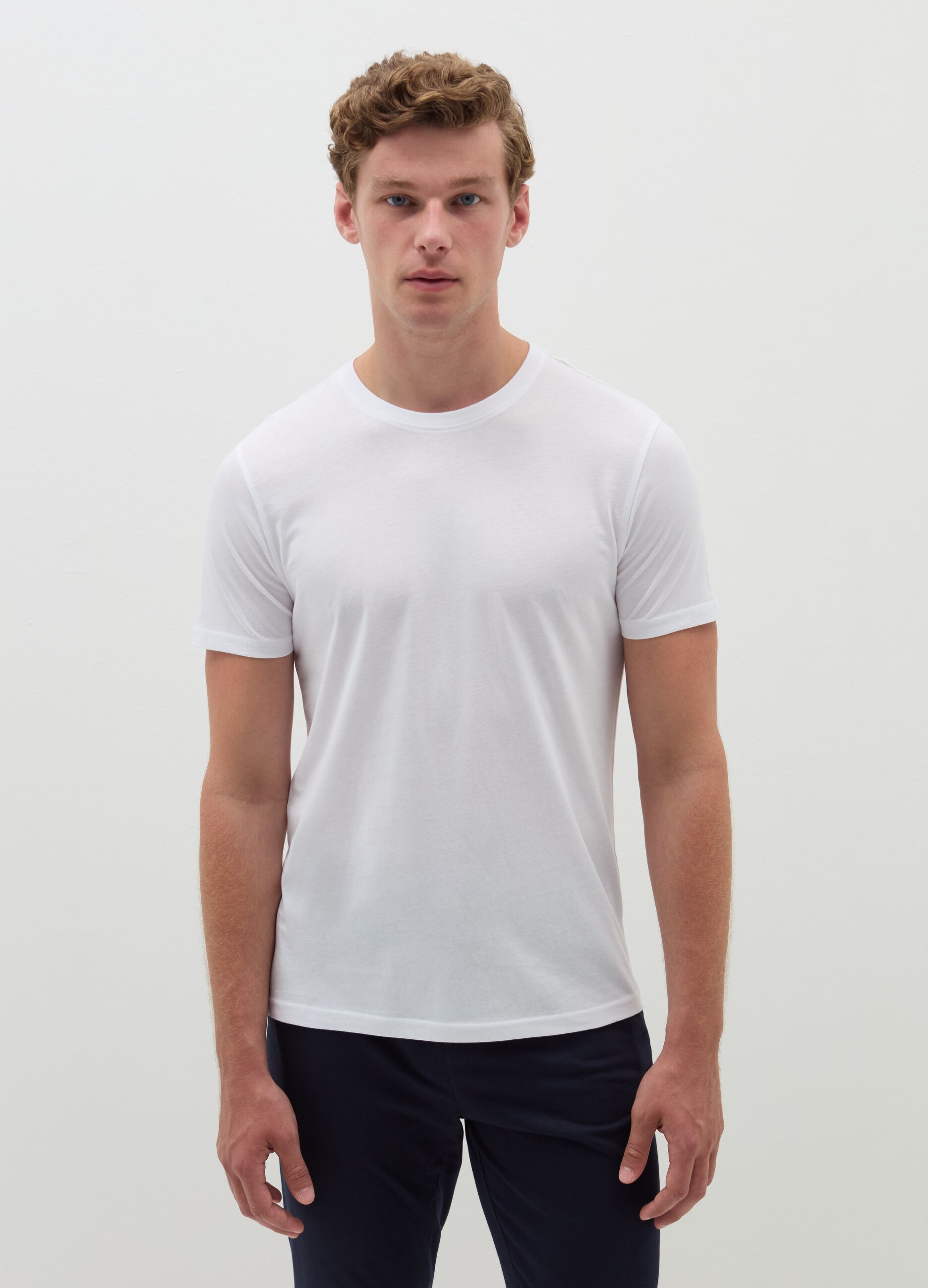 Organic cotton undershirt with round neck