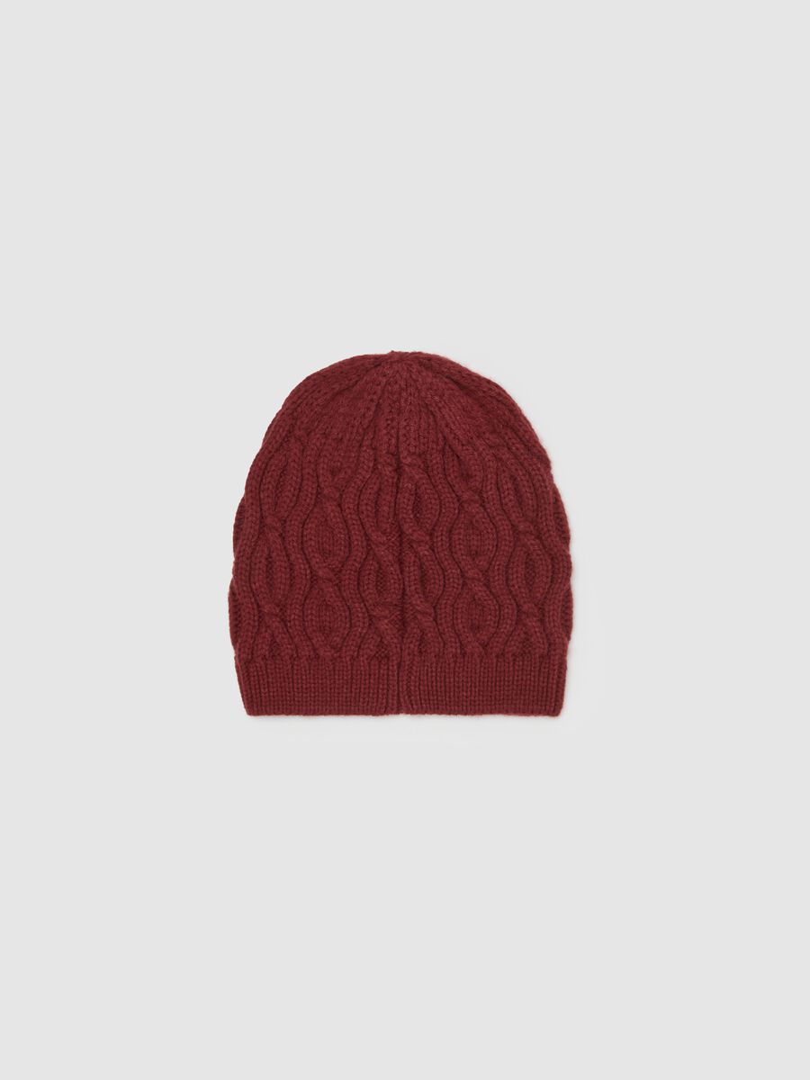 Knit hat with wavy weave_1