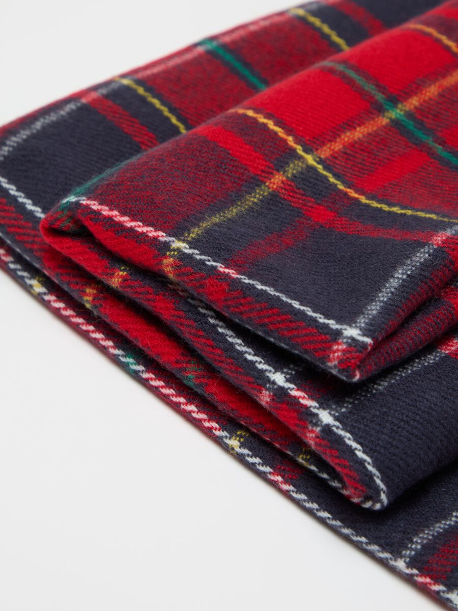 Tartan scarf with fringe_2