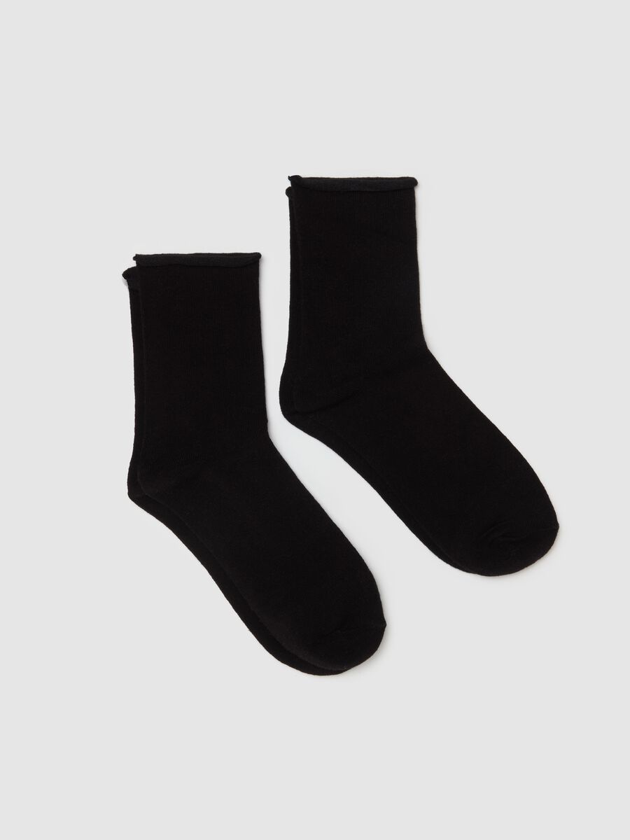 Two-pair pack short socks with rolled edging_1