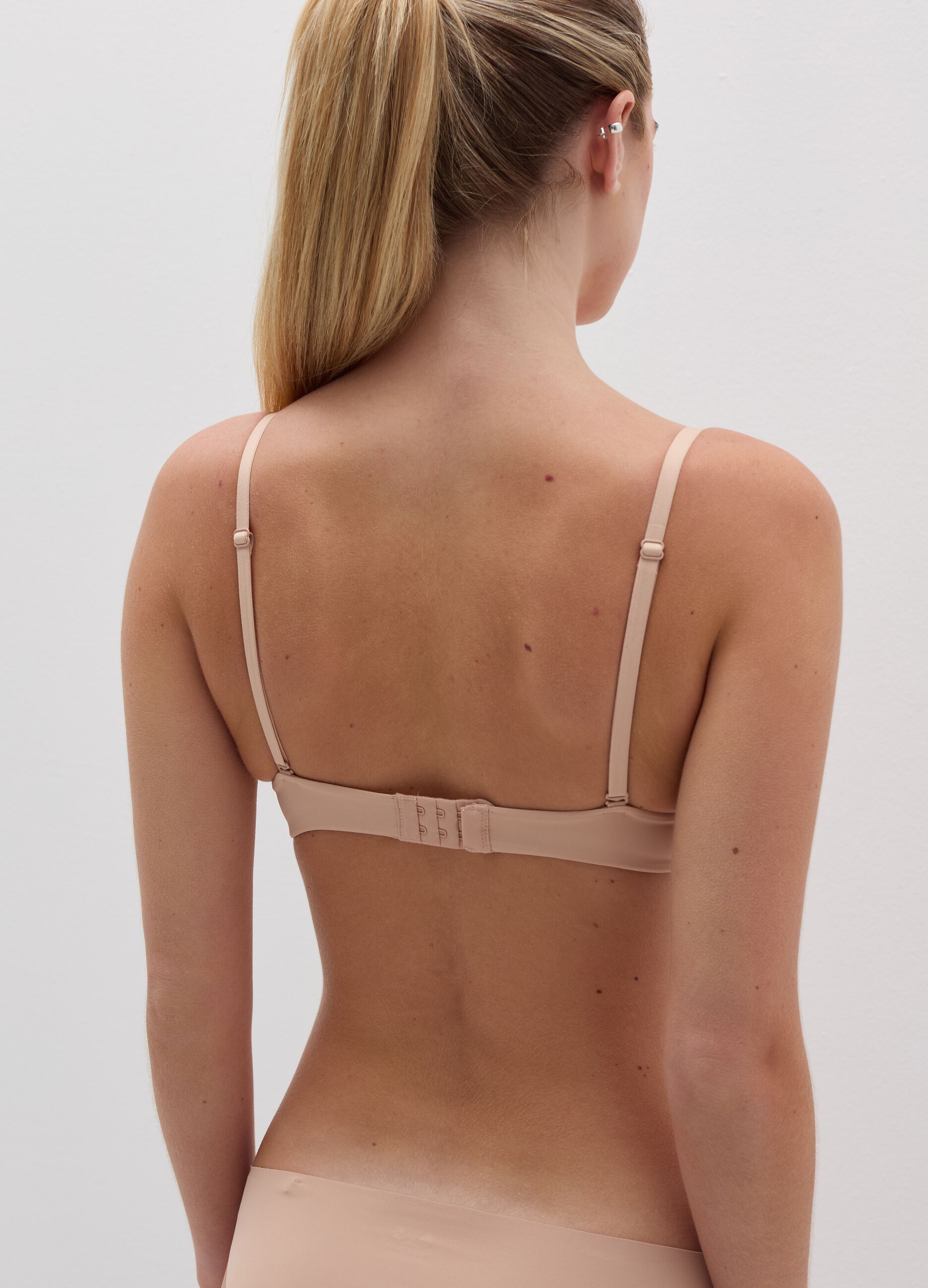 Ele bra without underwiring with cup