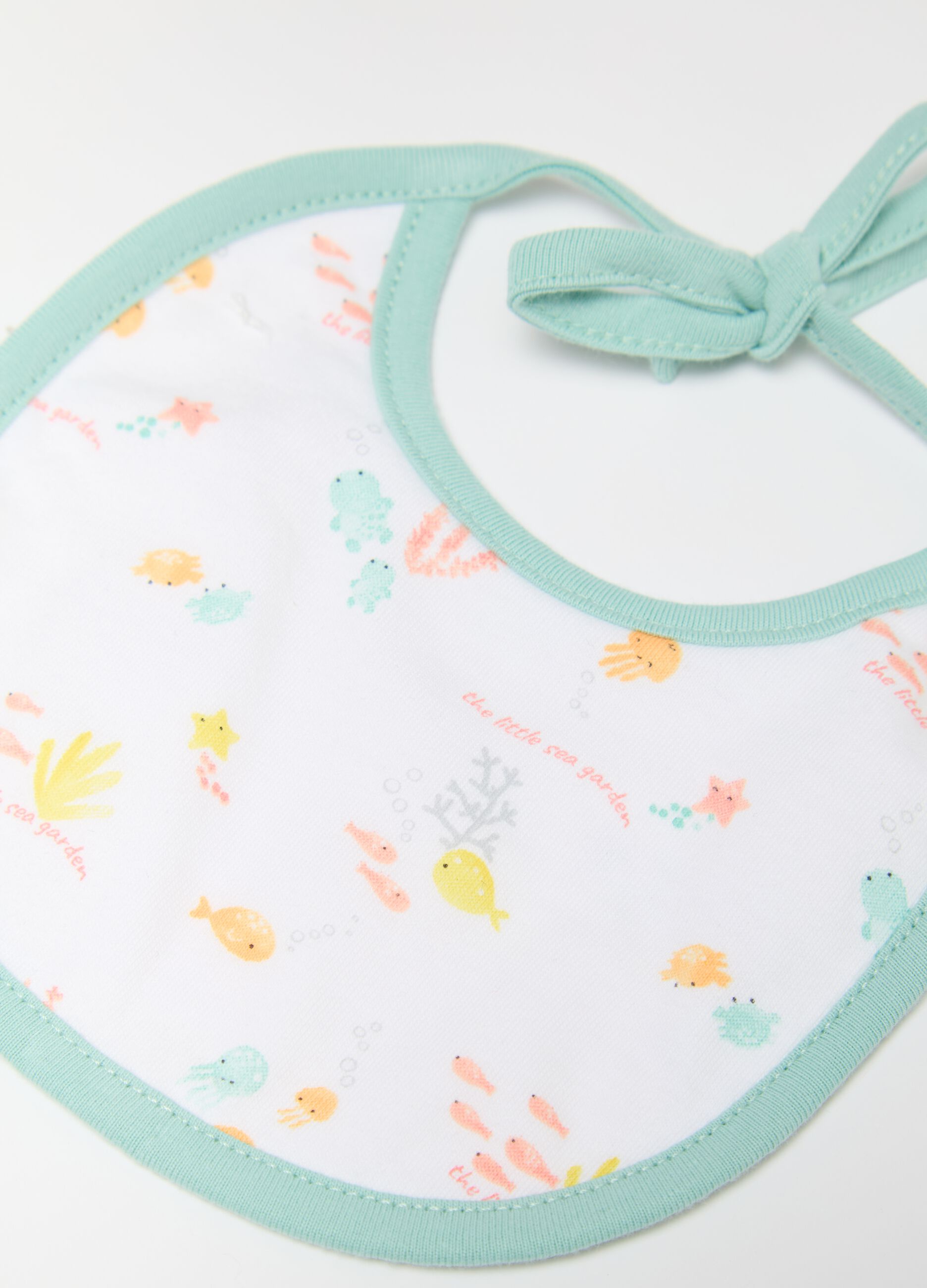 Two-pack bibs in organic cotton with sea motif