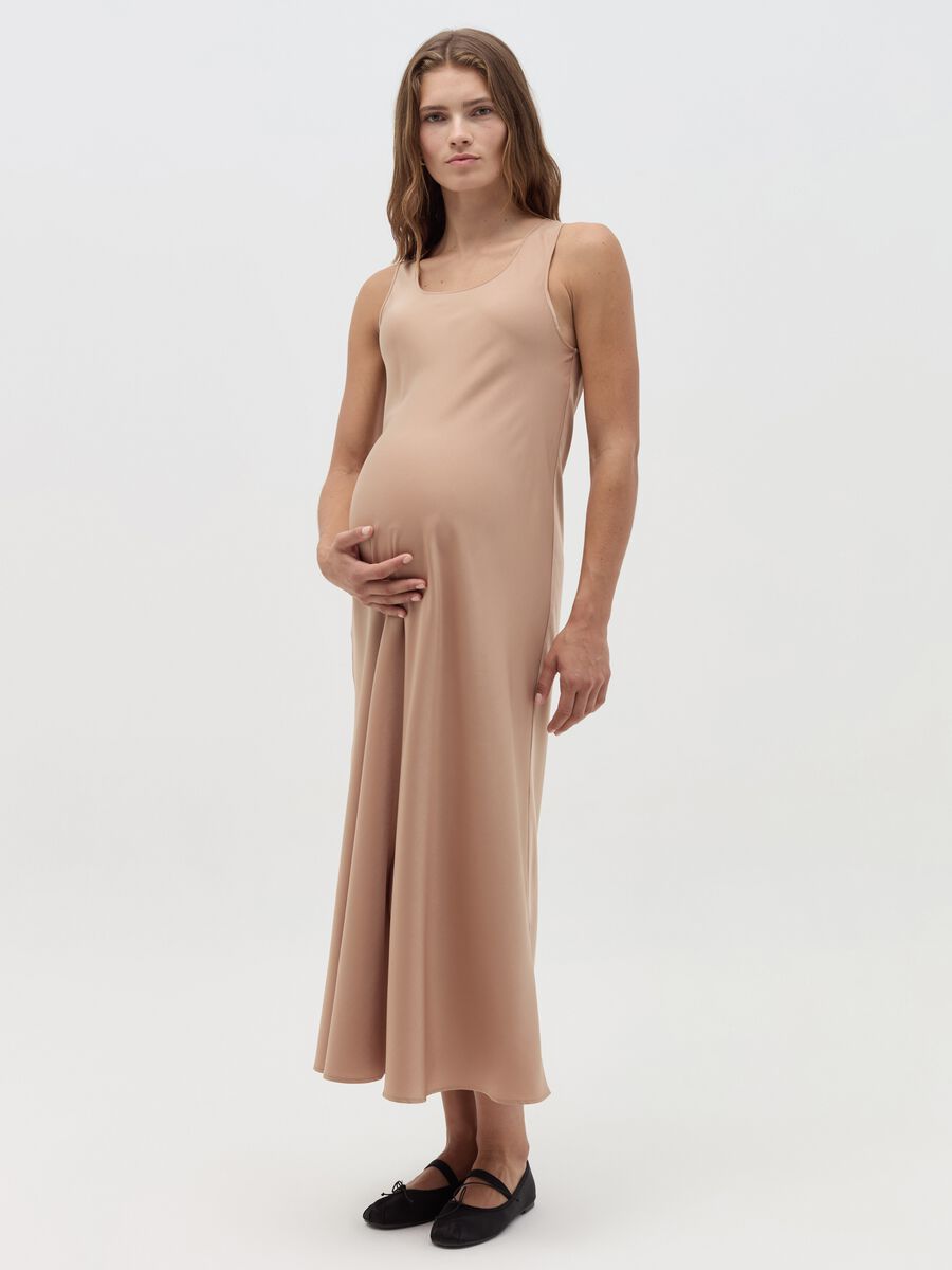 Sleeveless maternity dress in satin_0