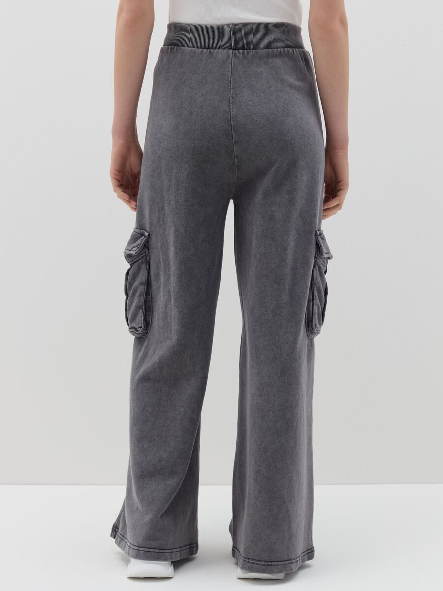 Wide-leg cargo trousers_3