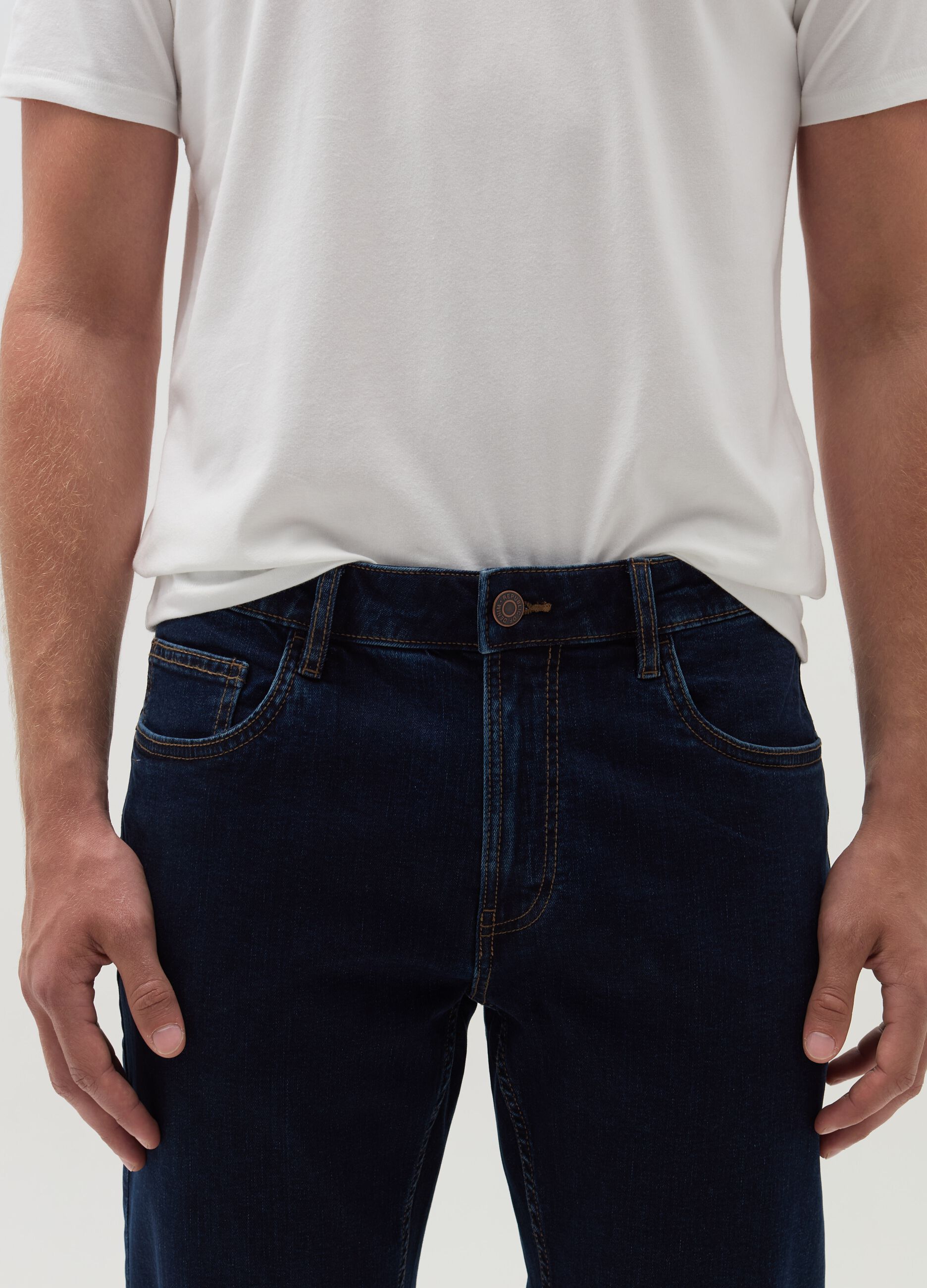 Regular-fit jeans with five pockets