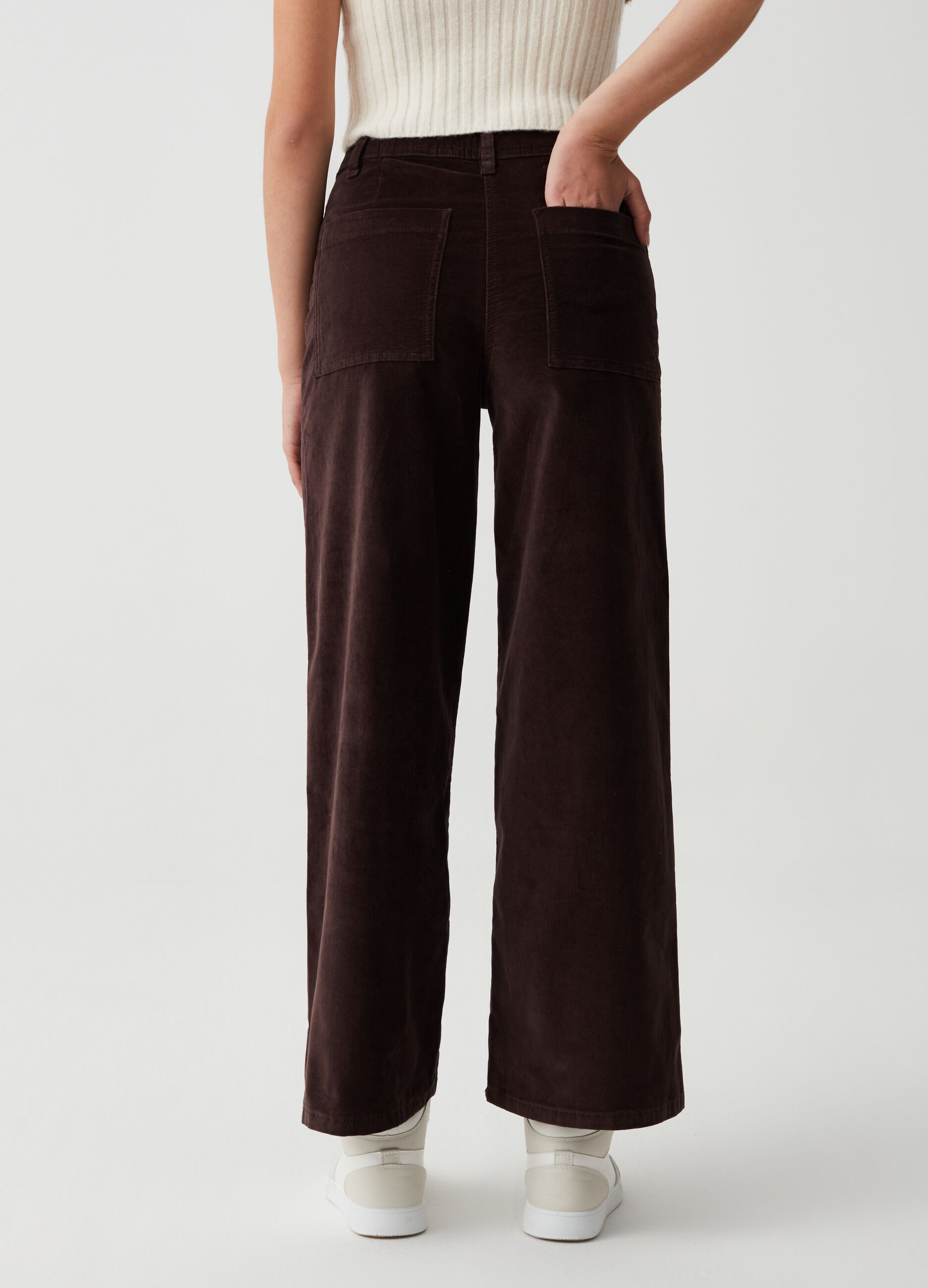 Wide-leg trousers in corduroy