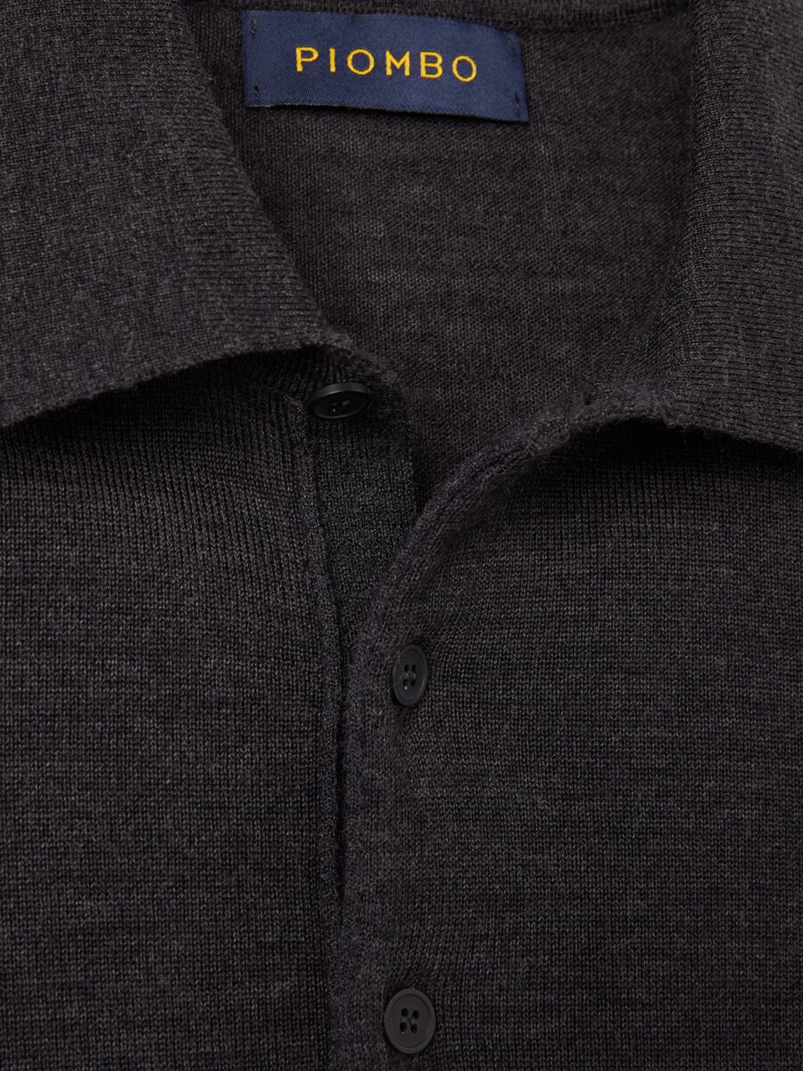 Merino wool top with polo neck_5