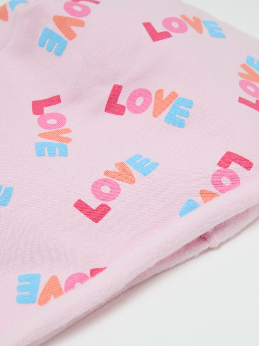 Organic cotton hat with "LOVE" print_1