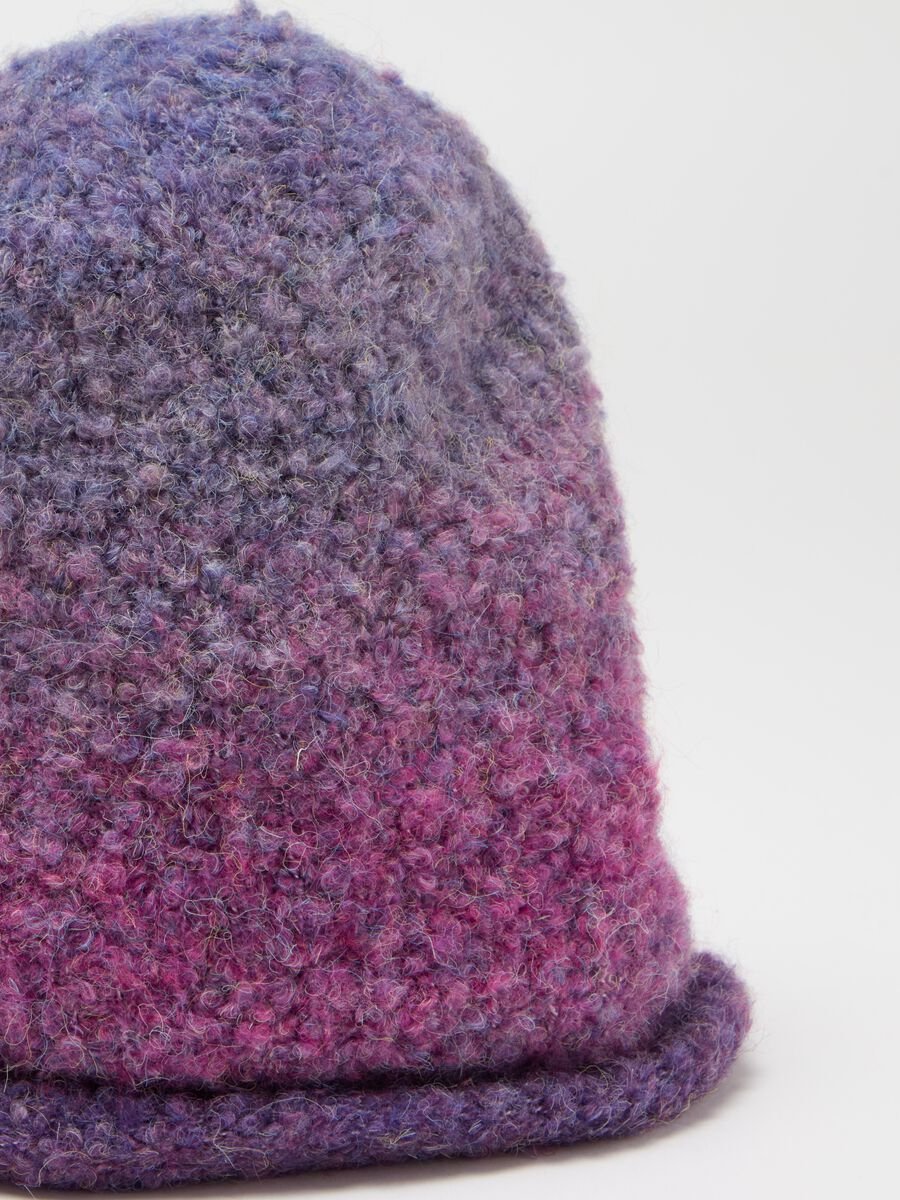 Hat with degradé bouclé effect_2