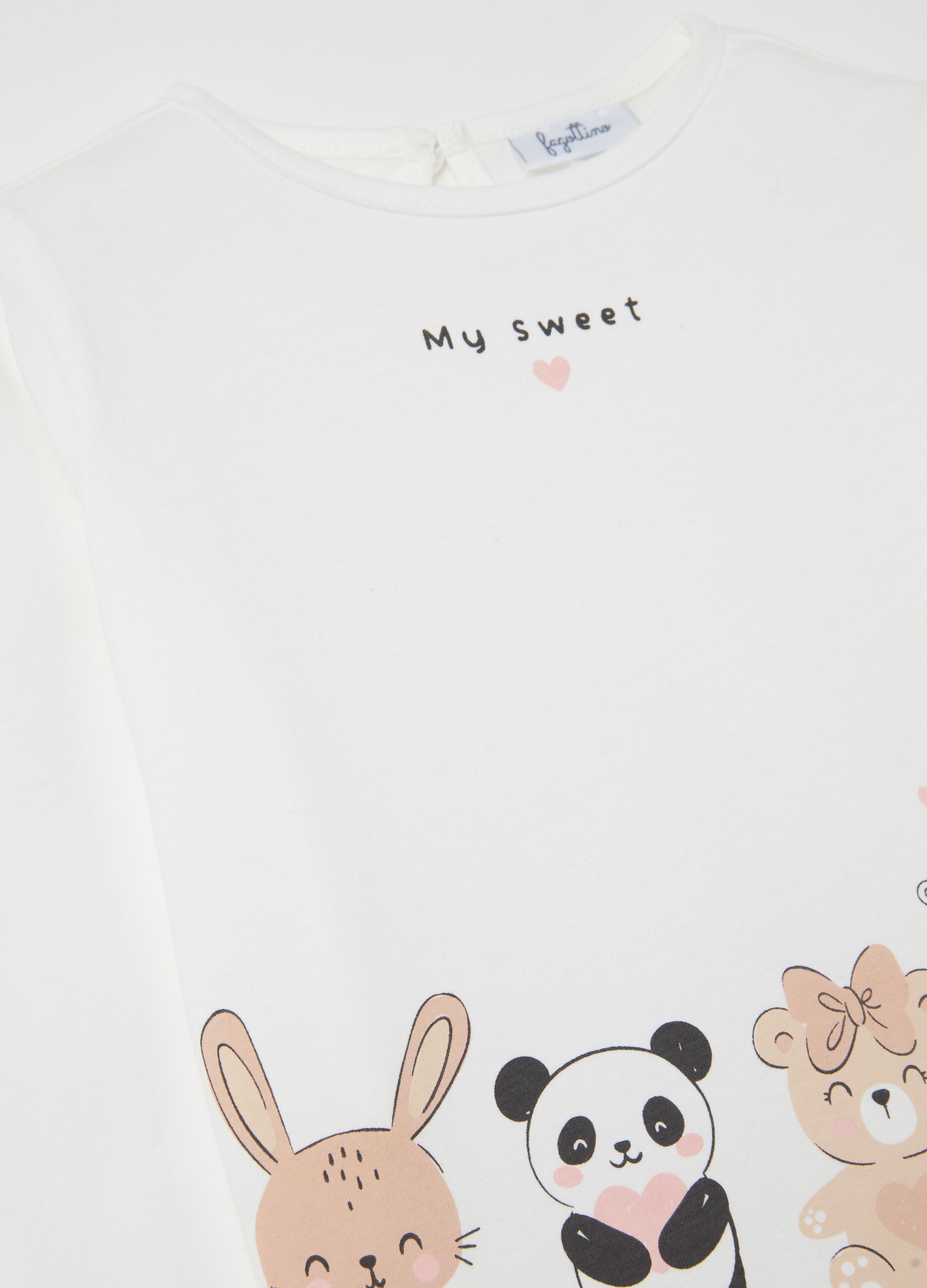 T-shirt with long sleeves and animals print