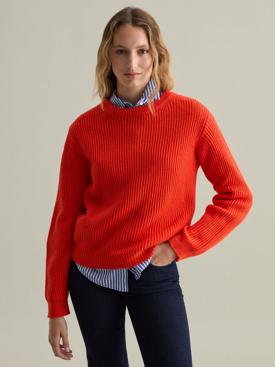 Ribbed pullover with round neckline_1