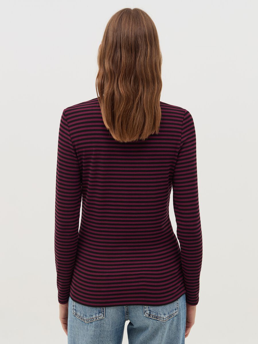 Striped T-shirt with mock neck_2