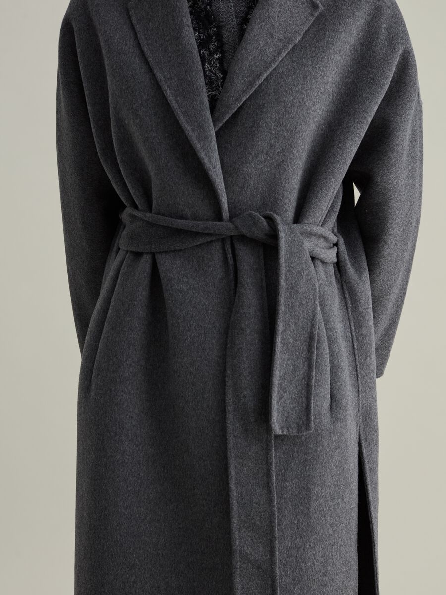 Contemporary long coat with belt_2