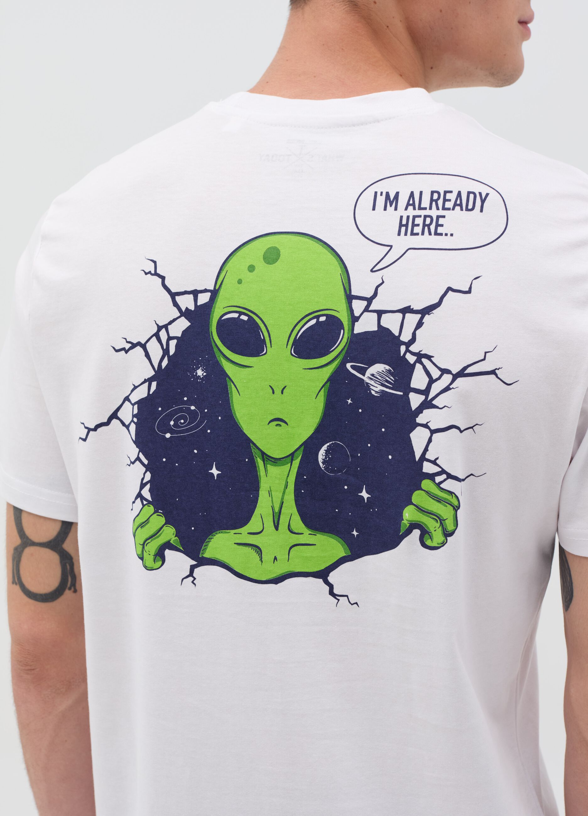 T-shirt with alien print