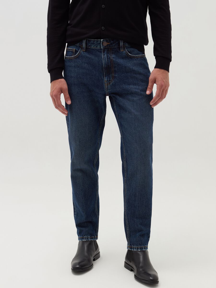 Relaxed-fit jeans with five pockets_1