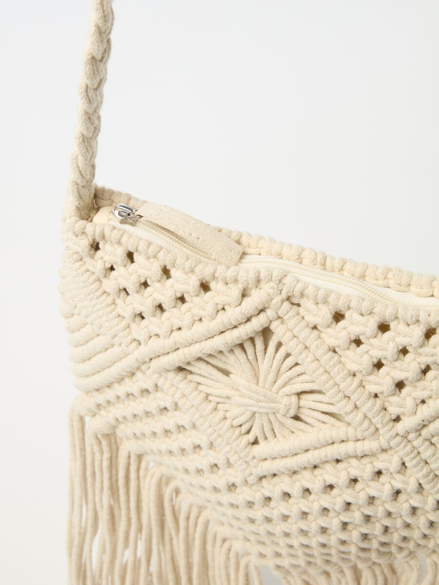 Crochet bag with fringing_1