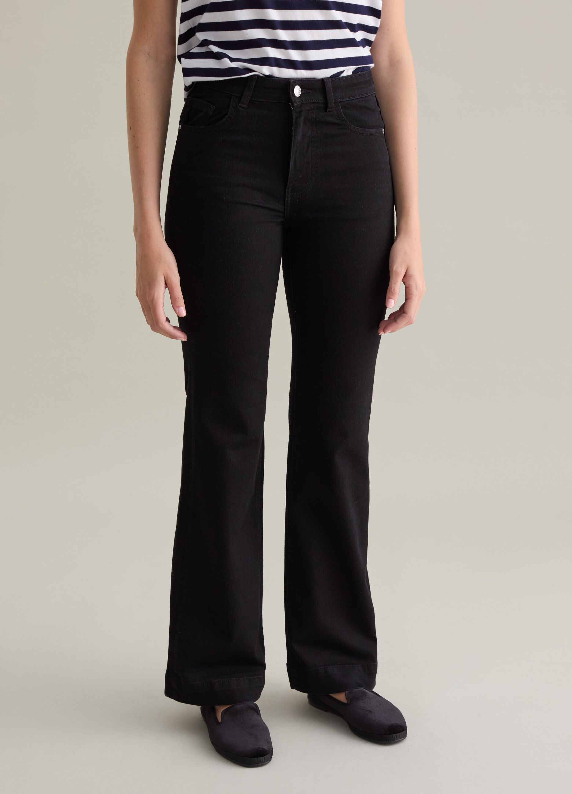 Bootcut-fit jeans with high waist