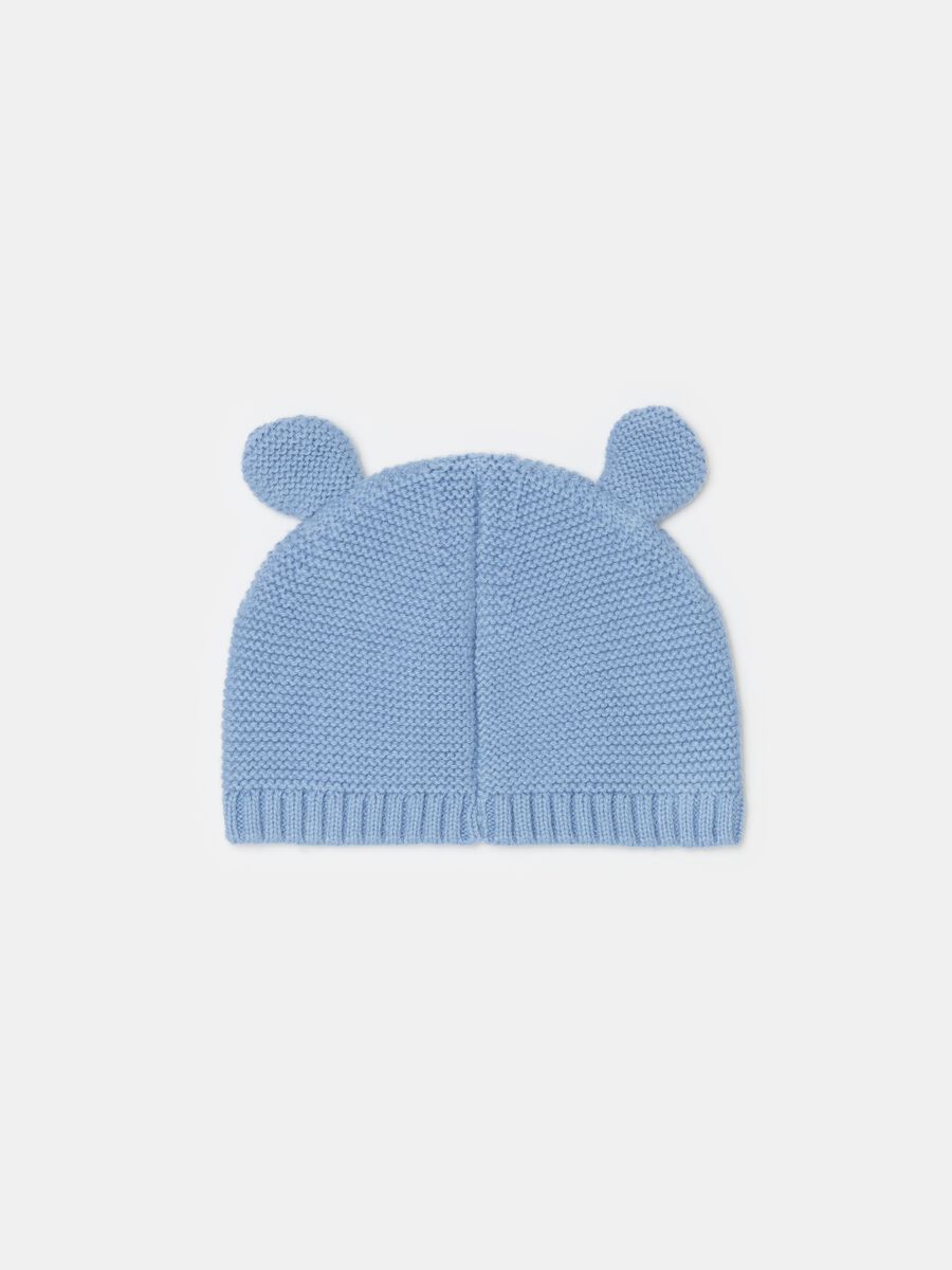 Knitted hat with ears and embroidery_1