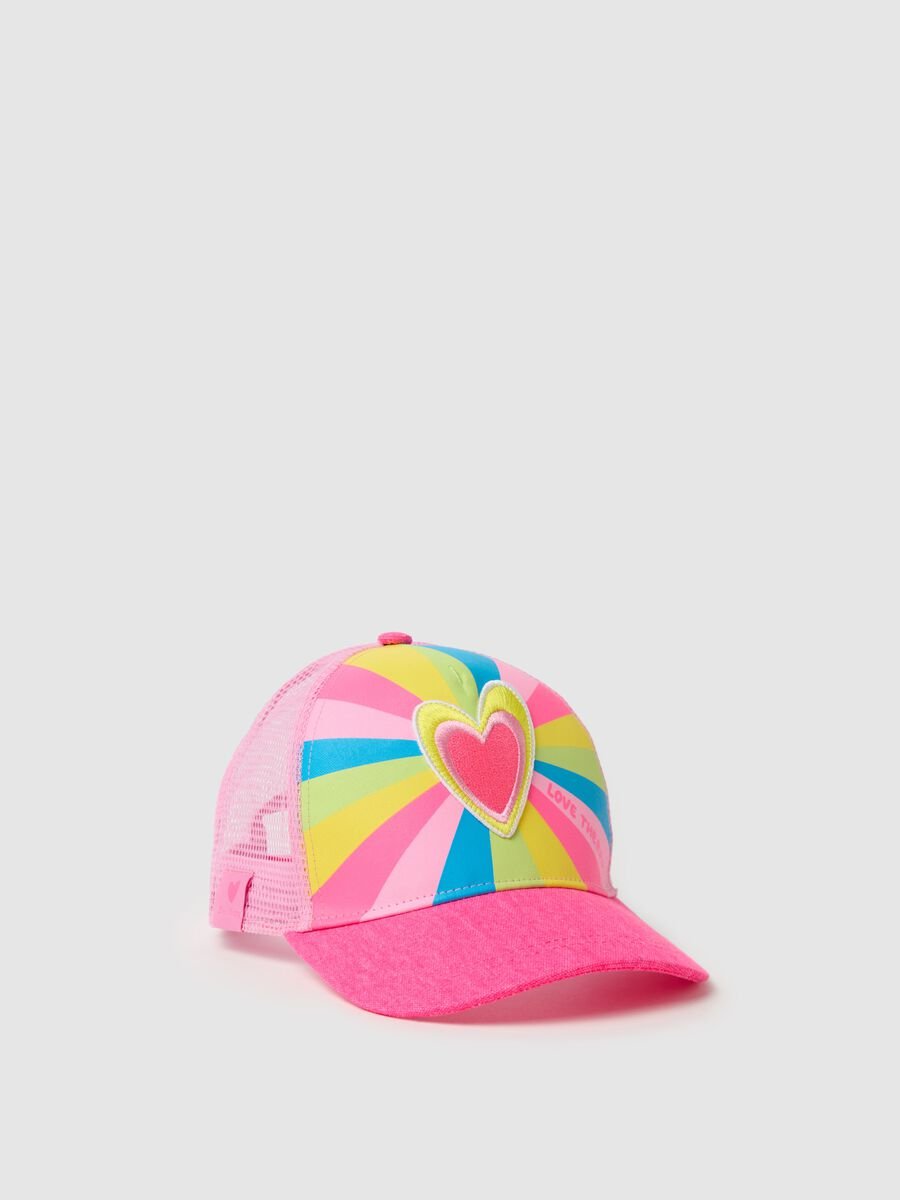 Baseball cap with multicoloured heart_0