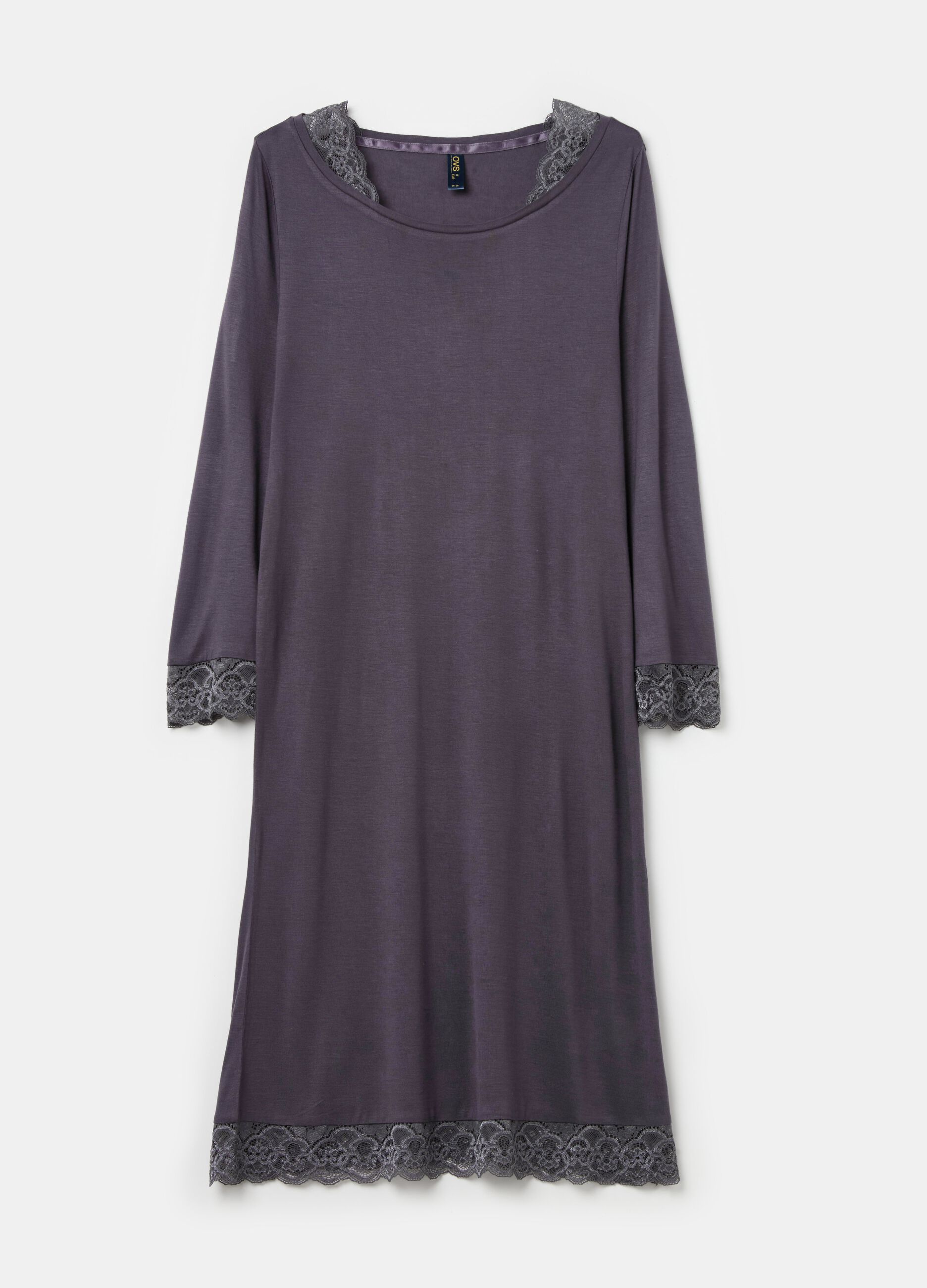 Nightdress with three-quarter sleeves