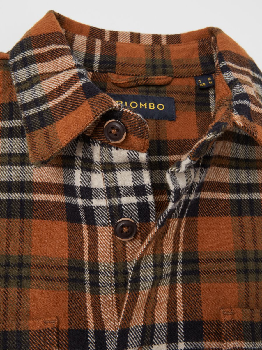 Shacket in flannel with check pattern_5