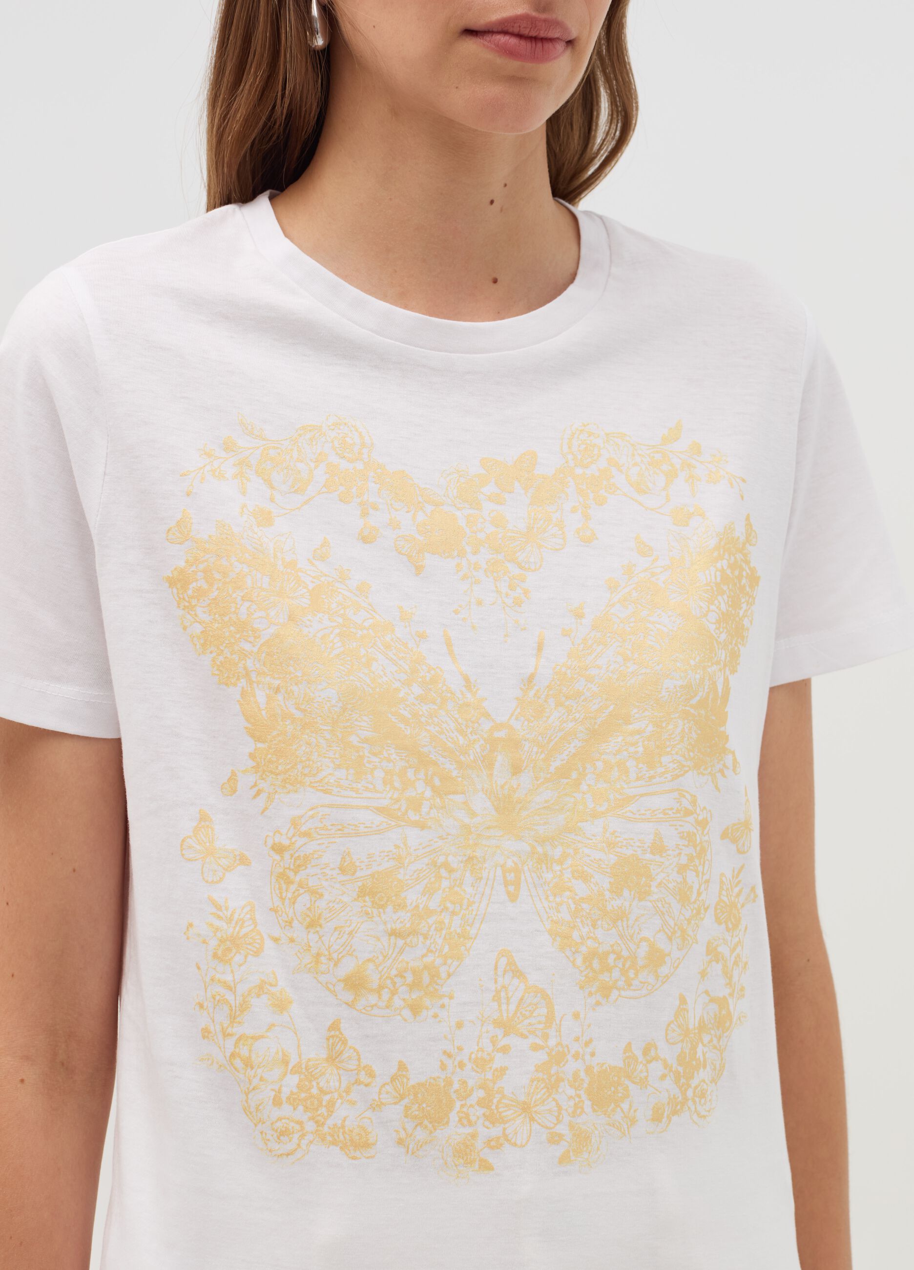 T-shirt with butterflies and flowers print