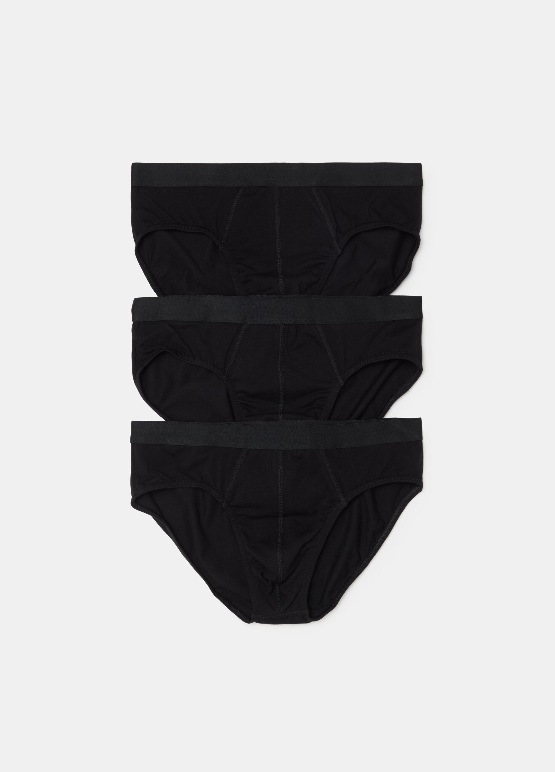 Three-pack briefs with external elastic