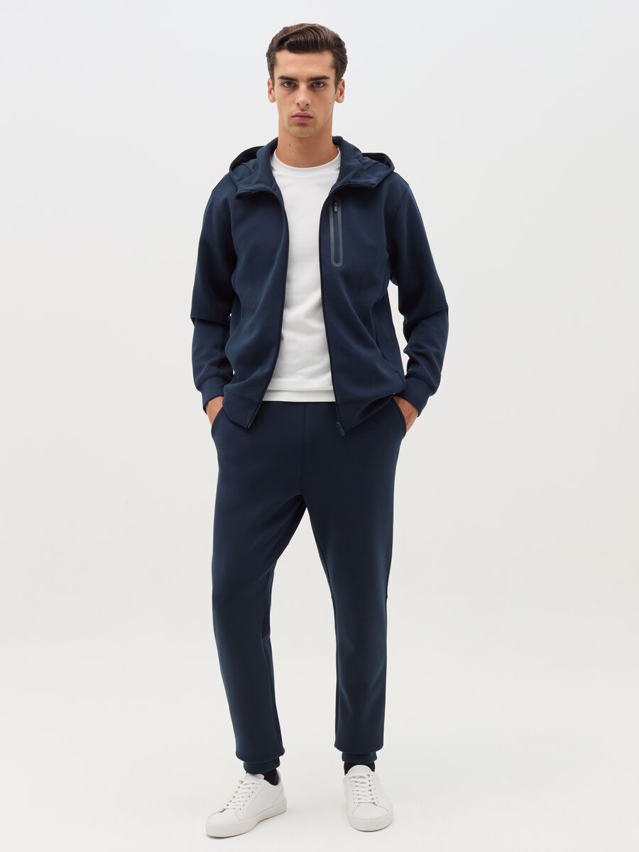 Fleece joggers with pockets_0