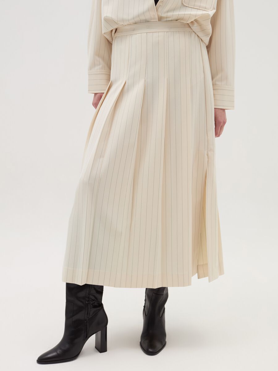 Long pinstriped skirt with split_2