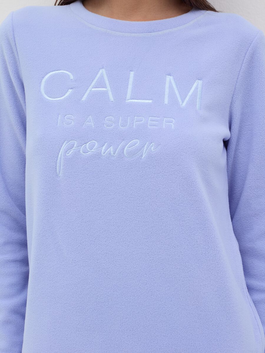 Fleece pyjama top with "Calm is a super power” embroidery_2