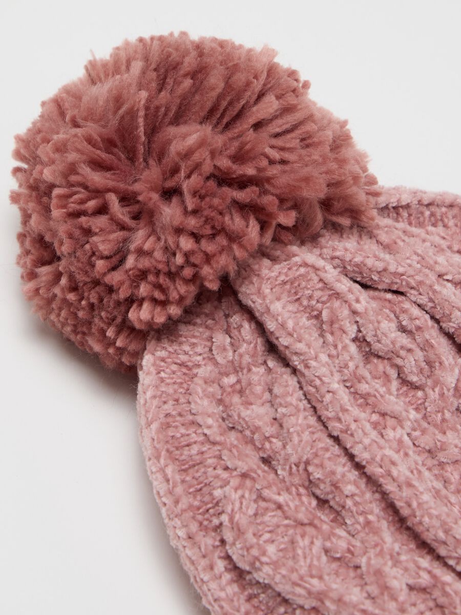 Cable-knit chenille hat with pompom_1