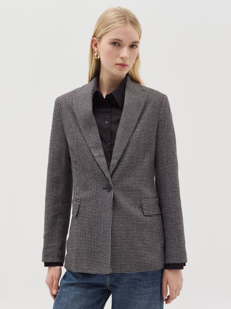 Single-breasted blazer with pockets_1