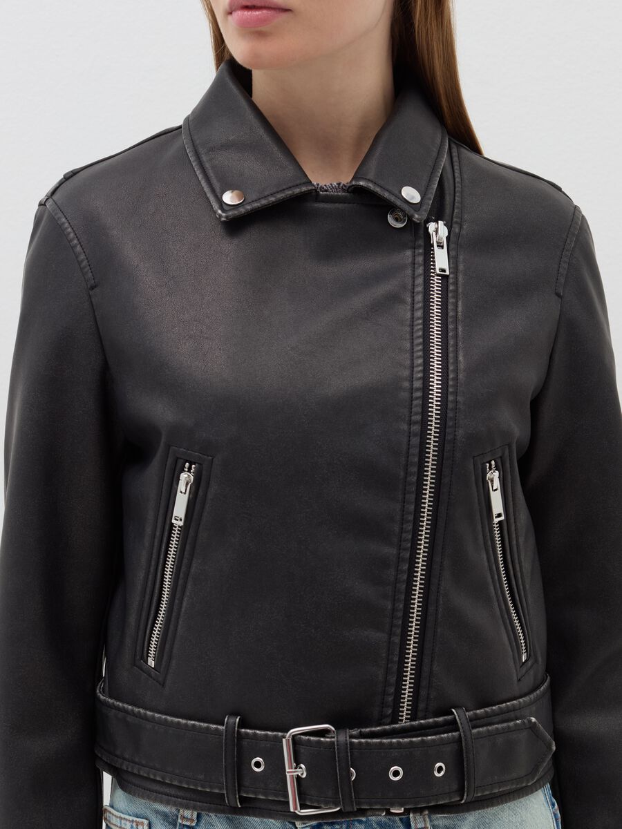 Glossy-effect crop jacket with zip_3