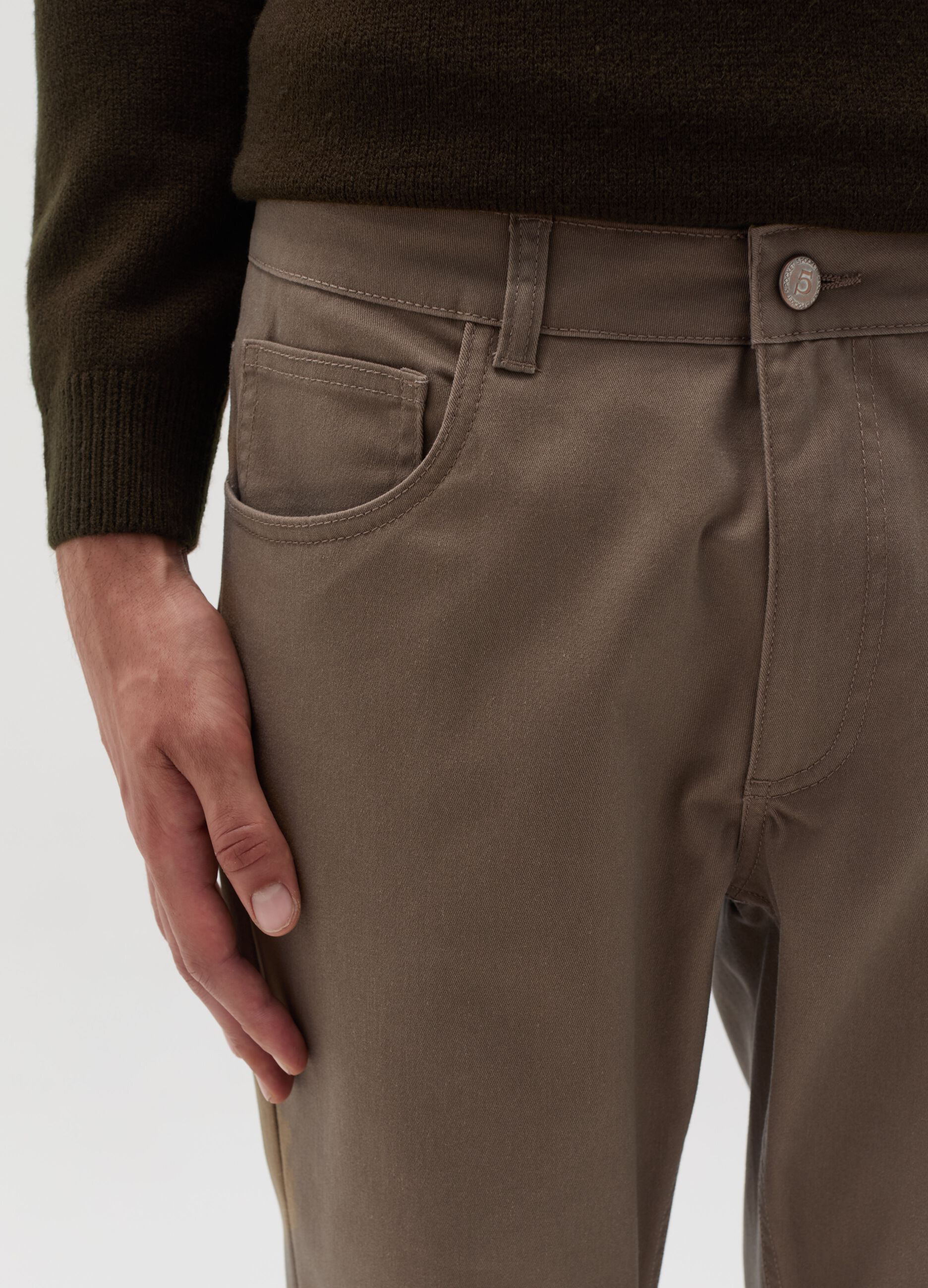 Slim-fit twill trousers with five pockets